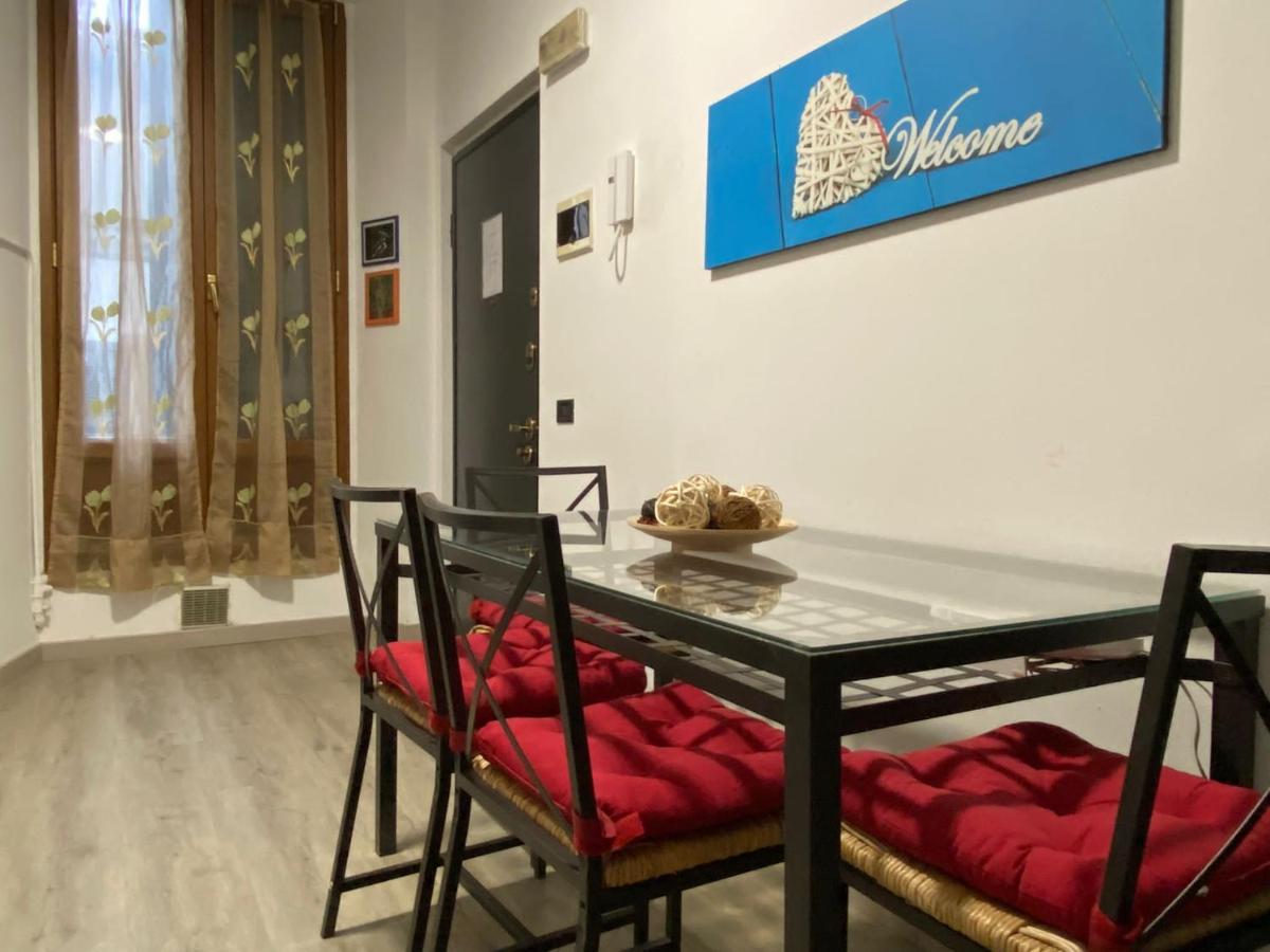 Trilocale In Piazza Duomo Διαμέρισμα Μιλάνο Εξωτερικό φωτογραφία